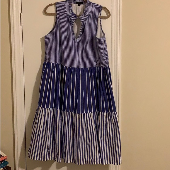 J. Crew Dresses & Skirts - JCrew Sleeveless Tiered Popover Dress Sz M